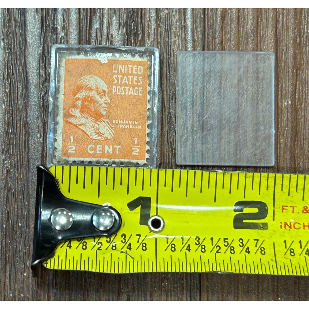 Vintage 1/2 Cent Postage‎ Stamp Featuring Benjamin Franklin 1938 - Picture 5 of 6